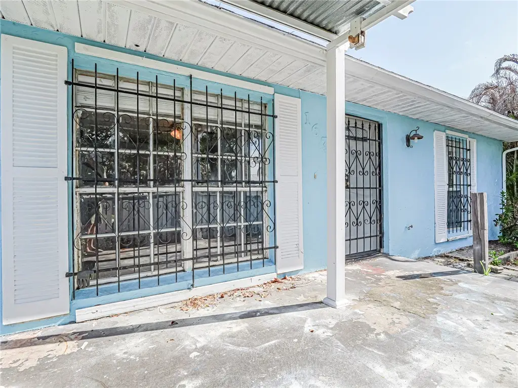 1676 17th Place Sw, Vero Beach, FL 32962 - #1