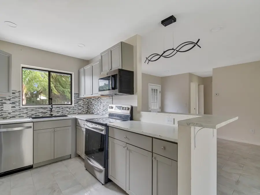 1846 24th Place Sw, Vero Beach, FL 32962 - #3