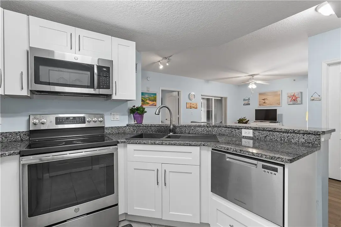 5095 Fairways Circle #I102, Vero Beach, FL 32967 - #1