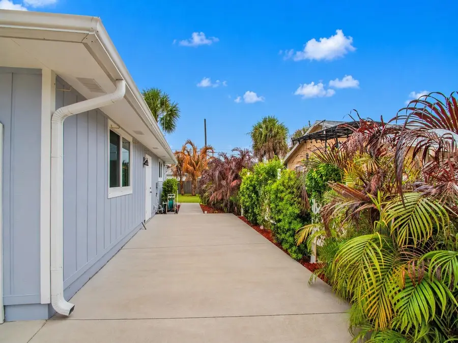 425 Bywood Avenue, Sebastian, FL 32958 - #3