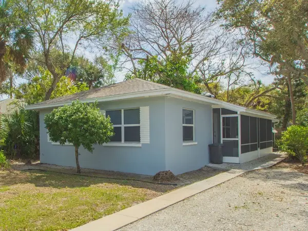 856 Dahlia Lane, Vero Beach, FL 32963