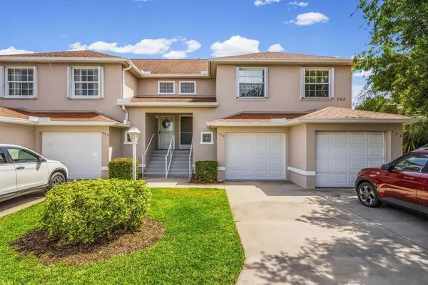 255 Grand Royale Circle #206, Vero Beach, FL 32962