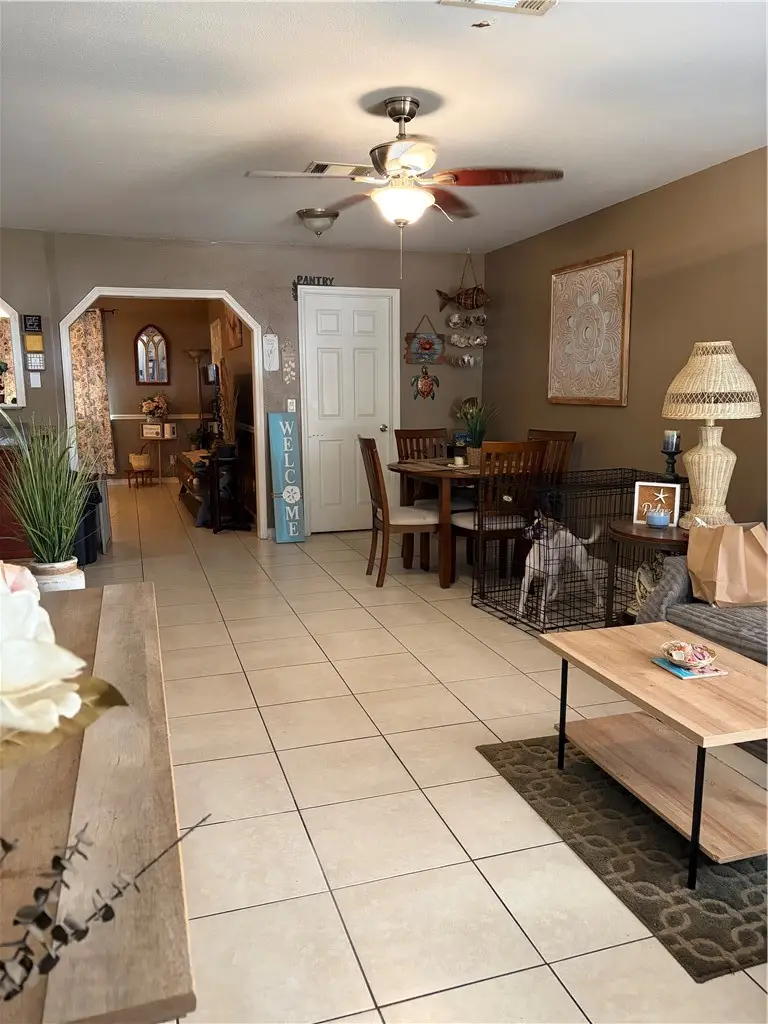 1055 23rd Place Sw, Vero Beach, FL 32962 - #3