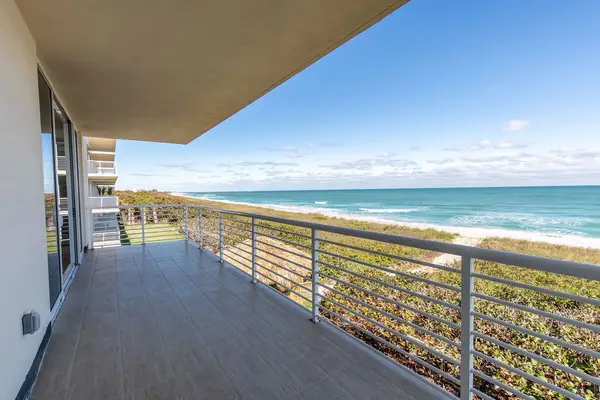 4802 N. Highway A1a #3D, North Hutchinson Island, FL 34949