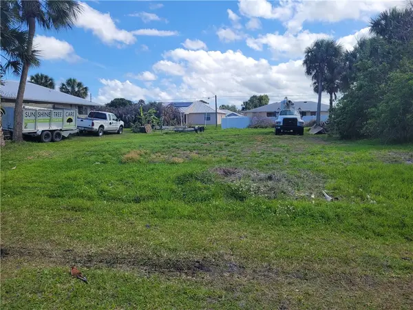 760 Carnation Drive, Sebastian, FL 32958