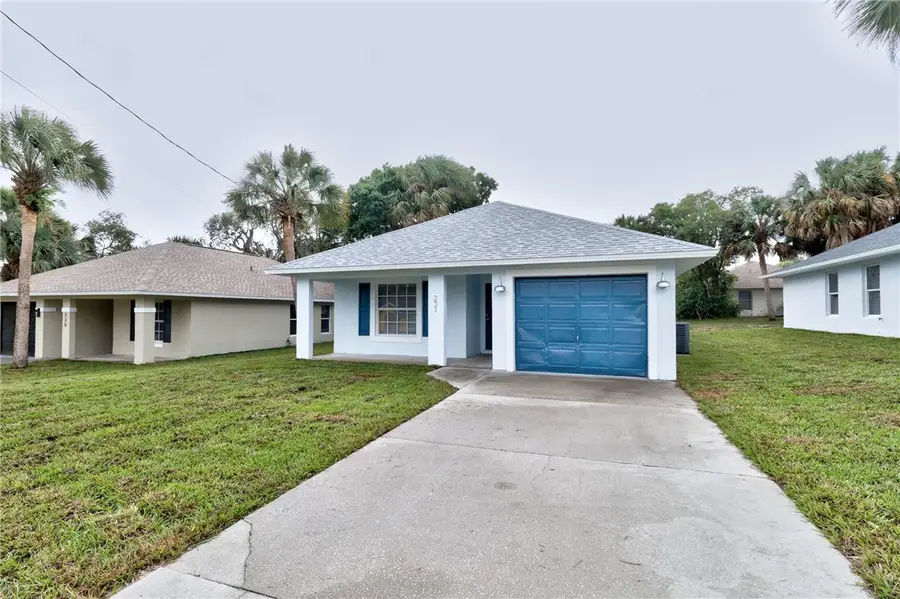 231 12th Street Sw, Vero Beach, FL 32962 - #2