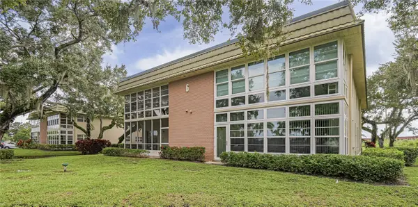 6 Vista Gardens Trail #201, Vero Beach, FL 32962