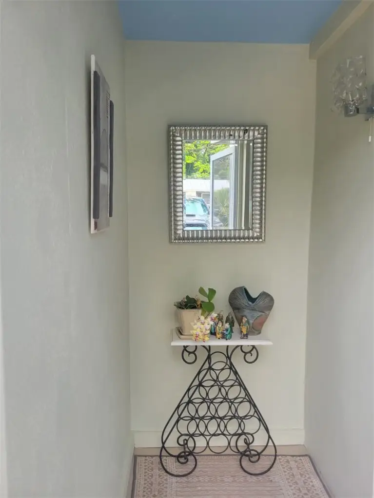 2136 33rd Avenue, Vero Beach, FL 32960 - #2