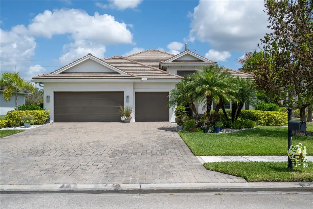 1195 Camelot Way, Vero Beach, FL 32966 - #1