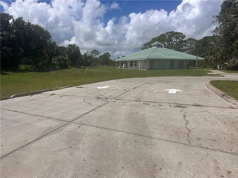 8900 Seventh Avenue, Sebastian, FL 32976 - #3
