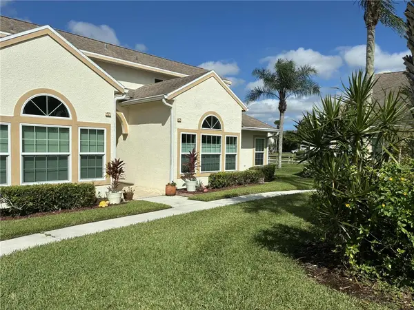 1827 Aynsley Way #4, Vero Beach, FL 32966