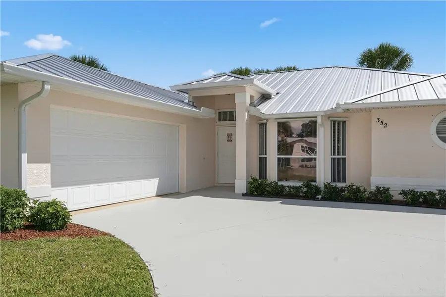352 Quarry Lane, Sebastian, FL 32958 - #2