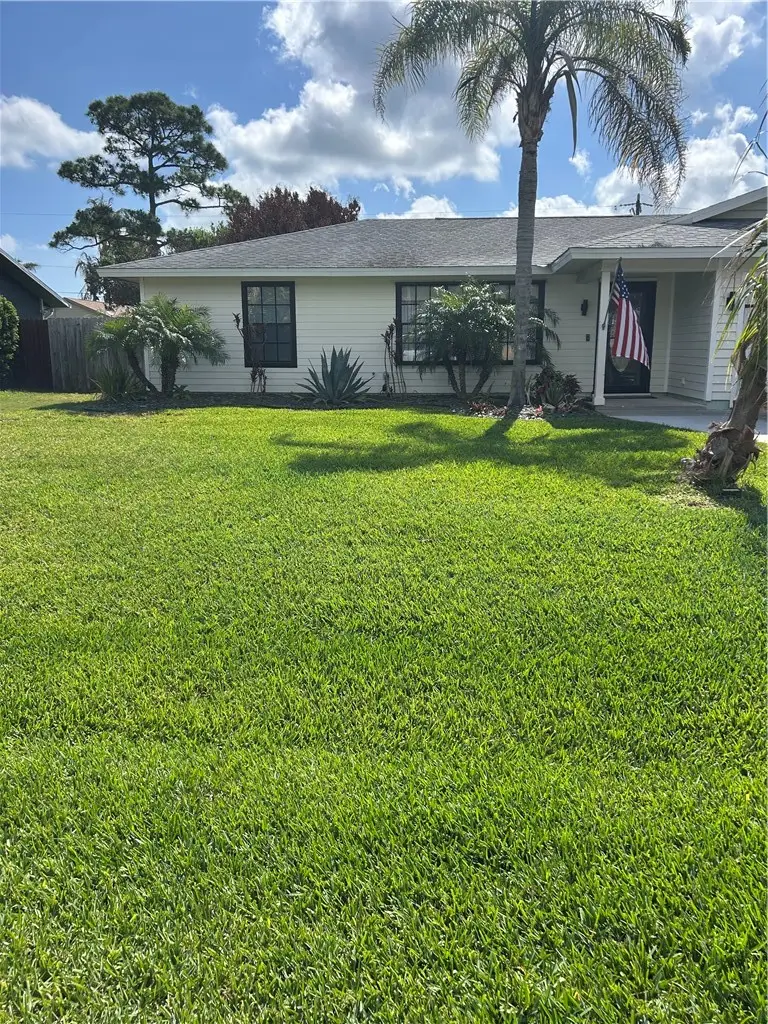 160 9th Court, Vero Beach, FL 32962 - #2