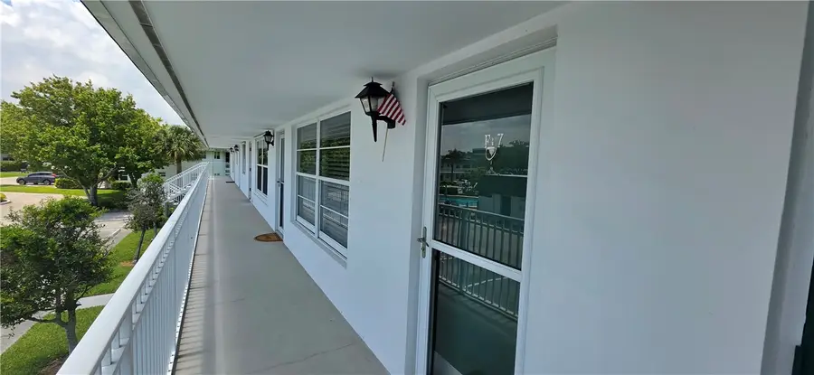 2800 Indian River Boulevard #7F, Vero Beach, FL 32960 - #3
