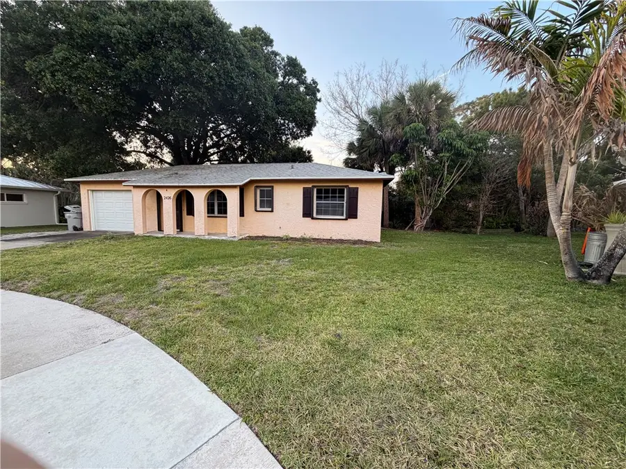2426 4th Place, Vero Beach, FL 32962 - #2