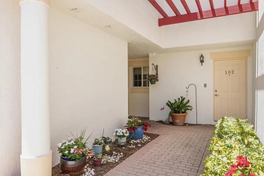 512 7th Square #101, Vero Beach, FL 32962 - #3