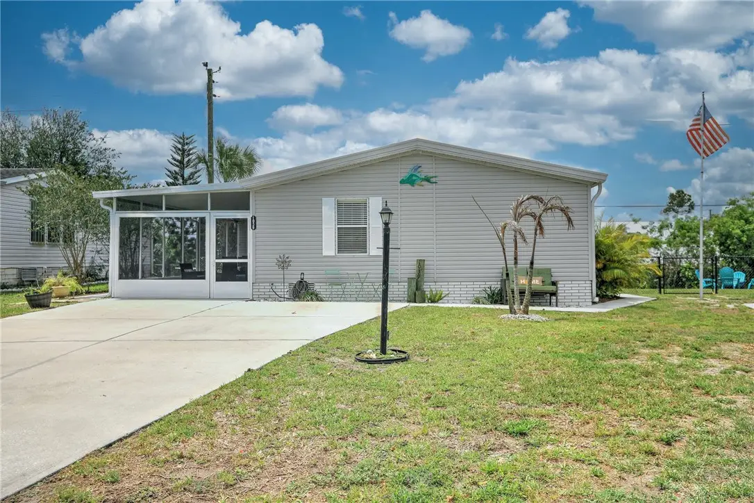 1039 Wren Circle, Barefoot Bay, FL 32976 - #1
