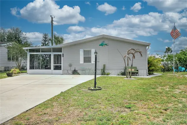 1039 Wren Circle, Barefoot Bay, FL 32976