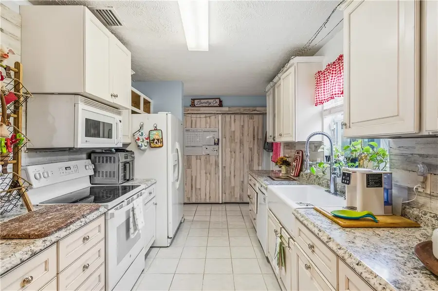 1110 13th Avenue Sw, Vero Beach, FL 32962 - #2