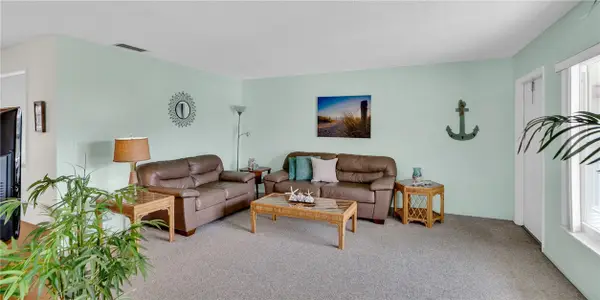 6 Vista Palm Lane #102, Vero Beach, FL 32962