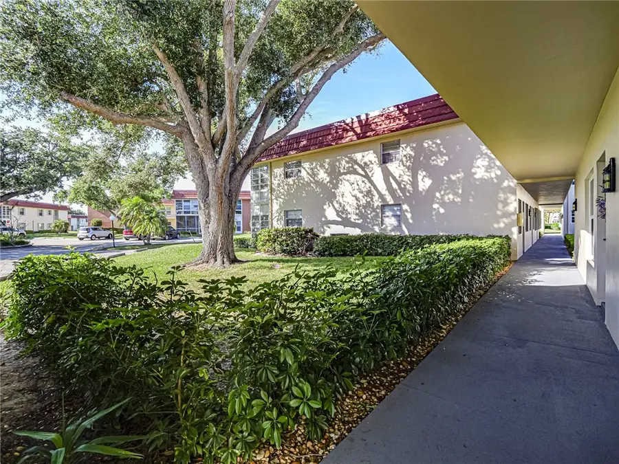21 Pine Arbor Lane #104, Vero Beach, FL 32962 - #3