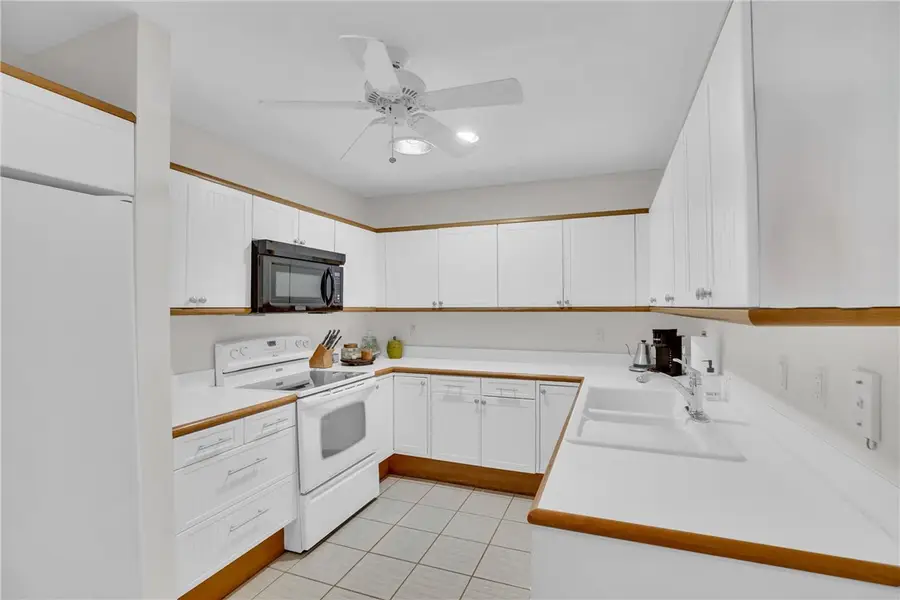 120 Chinaberry Lane #15, Vero Beach, FL 32963 - #3