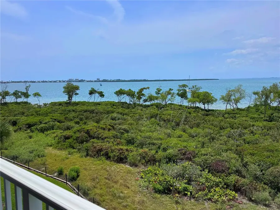 24 Harbour Isle Drive W #305, Fort Pierce, FL 34949 - #2
