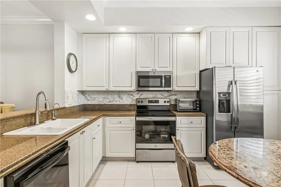 19 Harbour Isle Drive W #305, Hutchinson Island, FL 34949 - #3