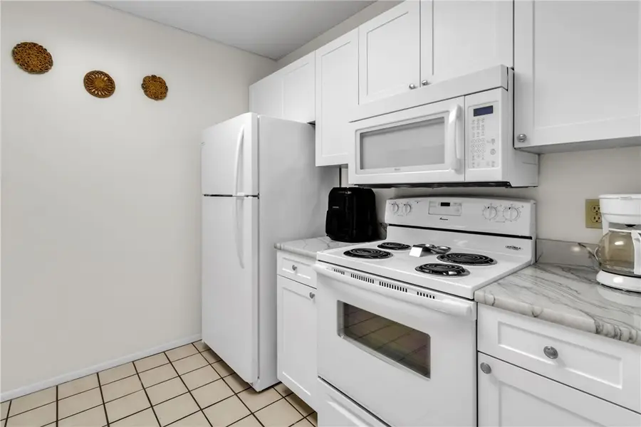 30 Plantation Drive #205, Vero Beach, FL 32966 - #2