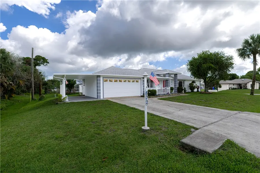 572 Citrus Avenue, Sebastian, FL 32958 - #3