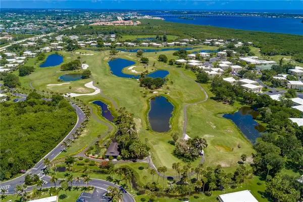 7 Vista Gardens Trail #204, Vero Beach, FL 32962
