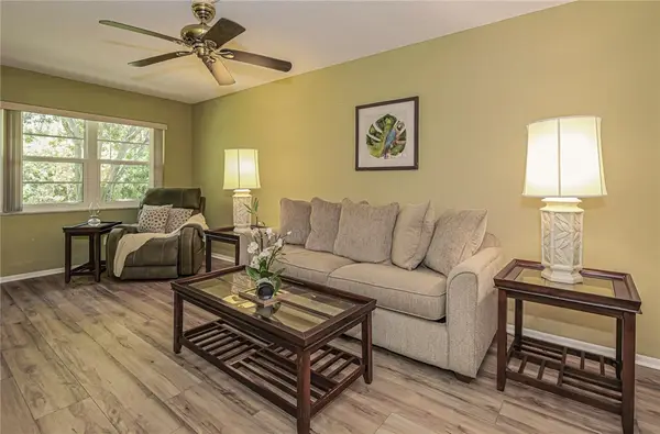 109 Spring Lake Court #105, Vero Beach, FL 32962