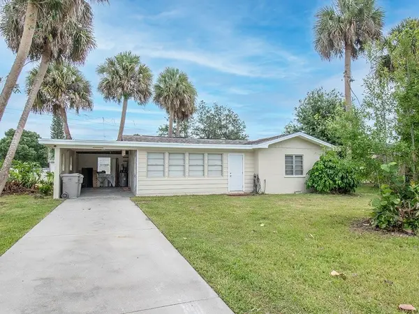2880 1st Road, Vero Beach, FL 32968