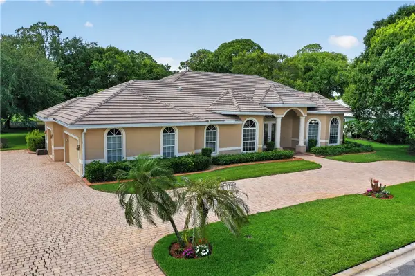 9523 Shadow Lane, Fort Pierce, FL 34951