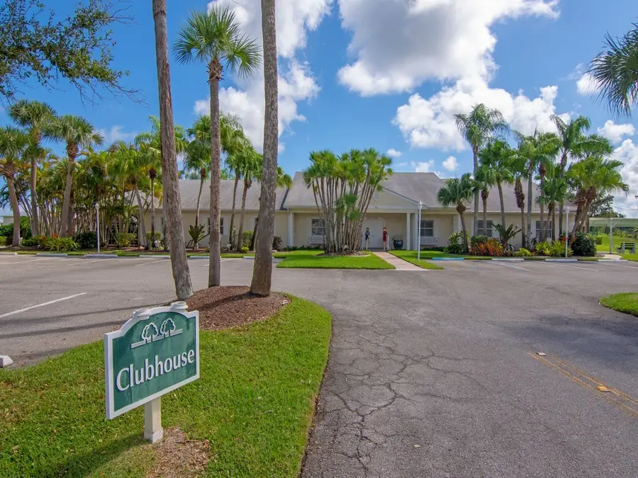 370 N Grove Isle Circle, Vero Beach, FL 32962 - #2