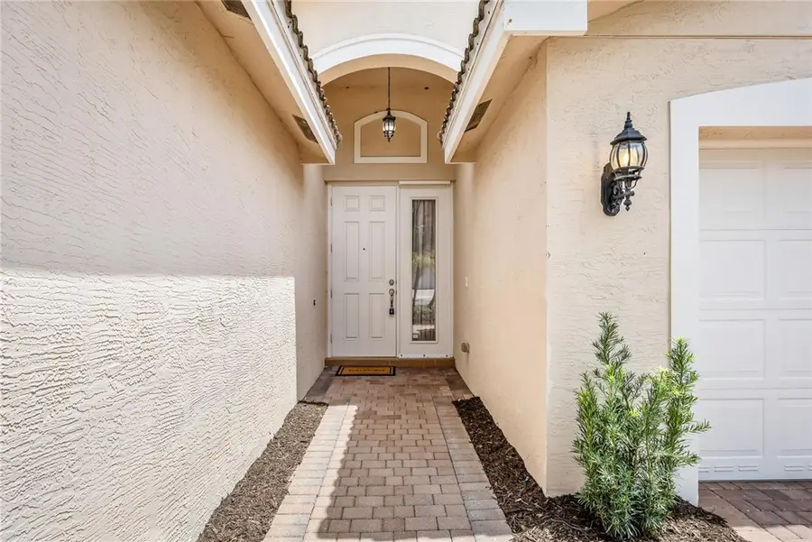 1961 Grey Falcon Circle Sw, Vero Beach, FL 32962 - #2