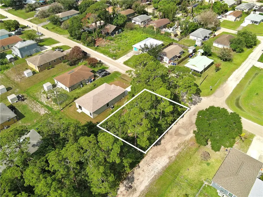 1200 12th Court Sw, Vero Beach, FL 32962 - #3