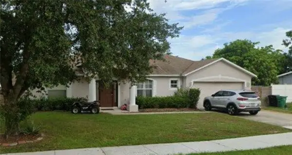 390 NW Curtis Street, Port St Lucie, FL 34983