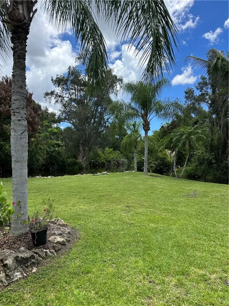 450 28th Court, Vero Beach, FL 32968 - #3