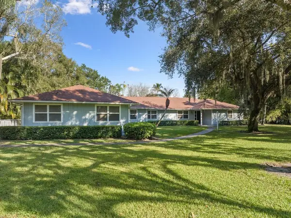 4790 16th Street, Vero Beach, FL 32966