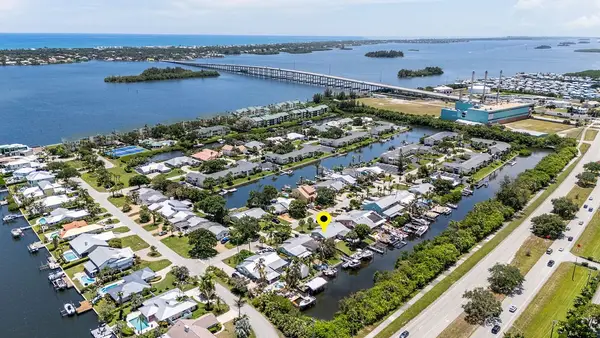 1935 Robalo Drive, Vero Beach, FL 32960