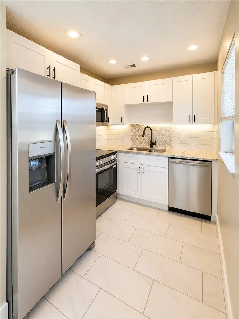 61 Woodland Drive #205, Vero Beach, FL 32962 - #1