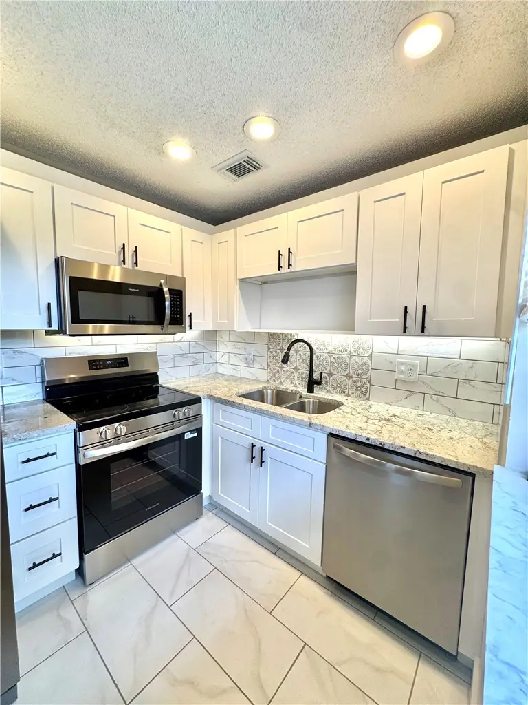 61 Woodland Drive #205, Vero Beach, FL 32962 - #2