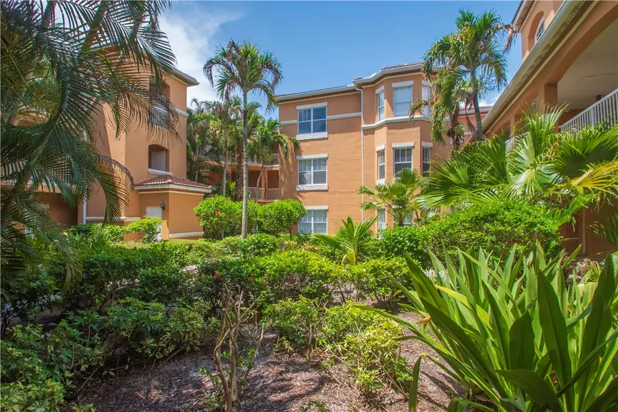 5035 Fairways Circle #C104, Vero Beach, FL 32967 - #3