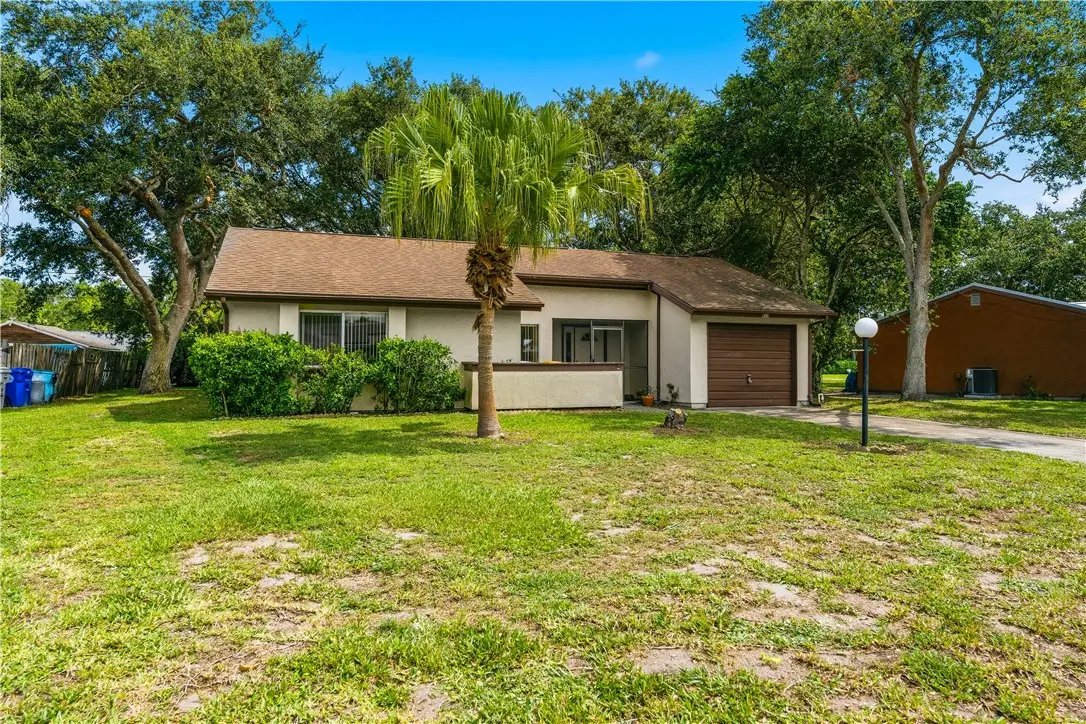 820 23rd Place Sw, Vero Beach, FL 32962 - #1