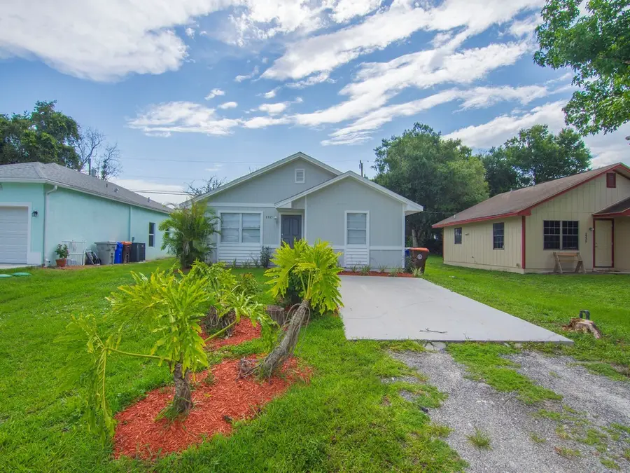 2315 86th Drive, Vero Beach, FL 32966 - #2