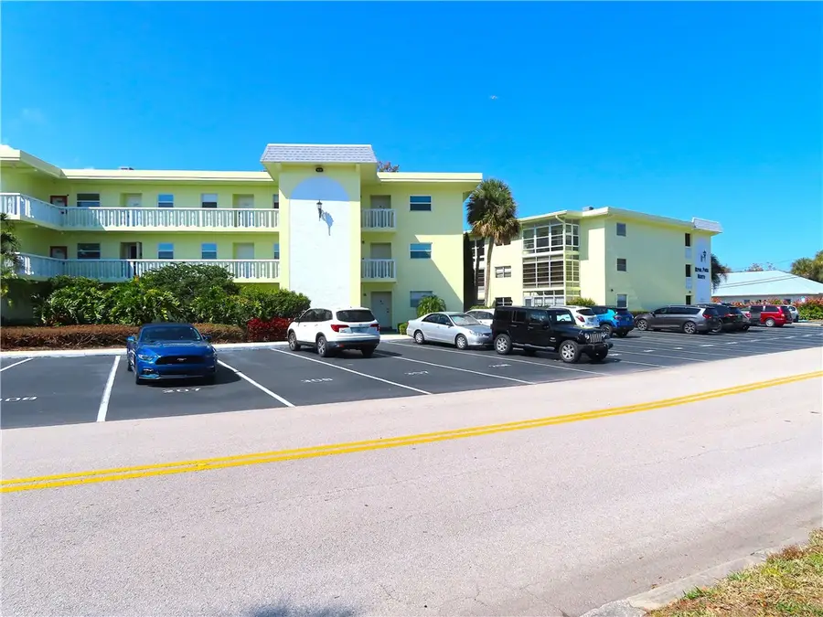 1100 Ponce De Leon Circle #201, Vero Beach, FL 32960 - #2