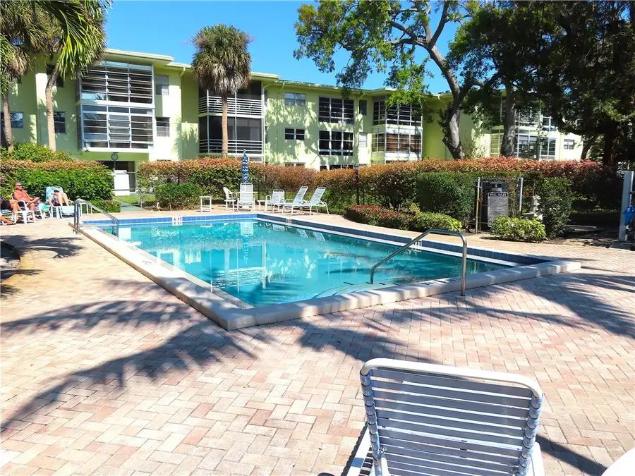 1100 Ponce De Leon Circle #201, Vero Beach, FL 32960 - #3