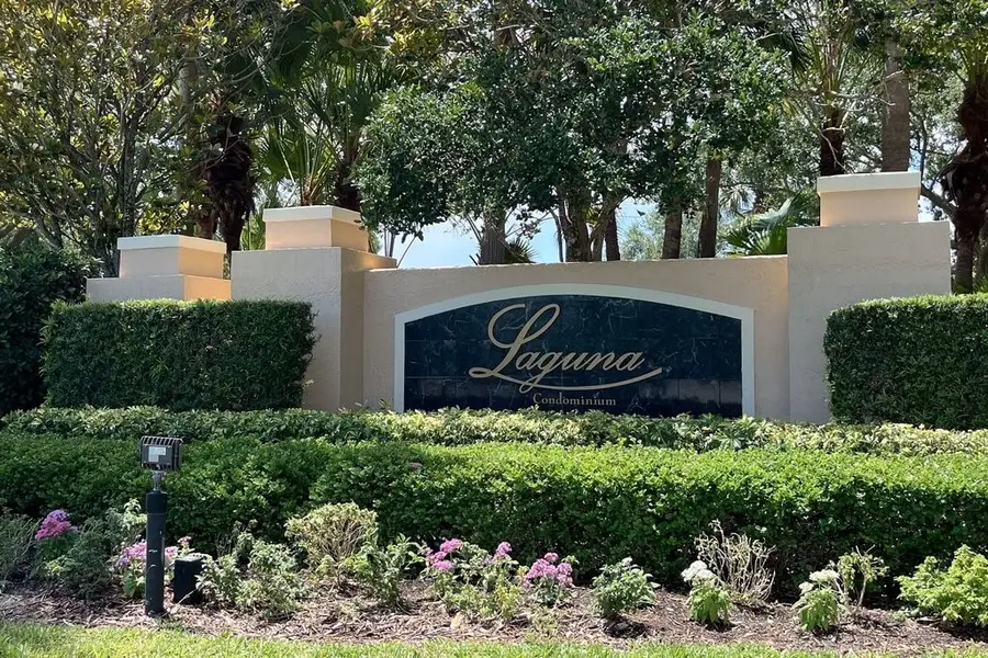 1590 S 42nd Circle #207, Vero Beach, FL 32967 - #2