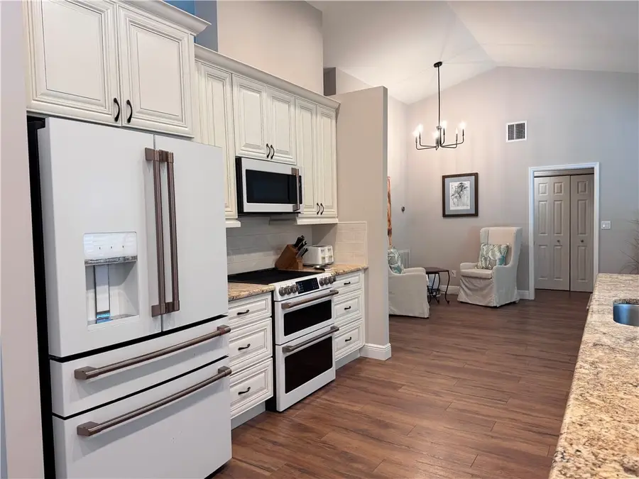 610 39th Court Sw, Vero Beach, FL 32968 - #2